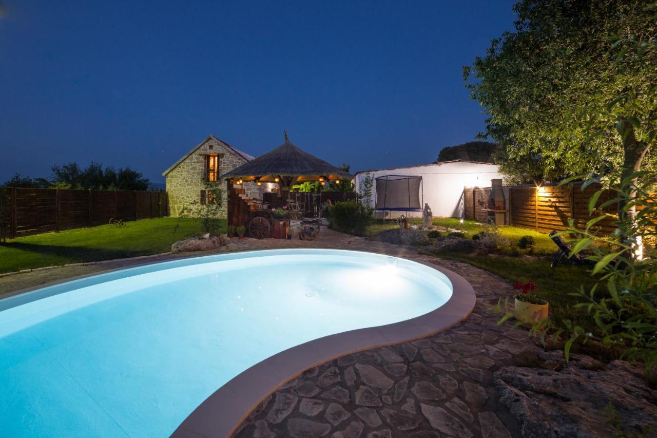 Villa Kuca Za Odmor Joko I Jeka Bogatić Esterno foto