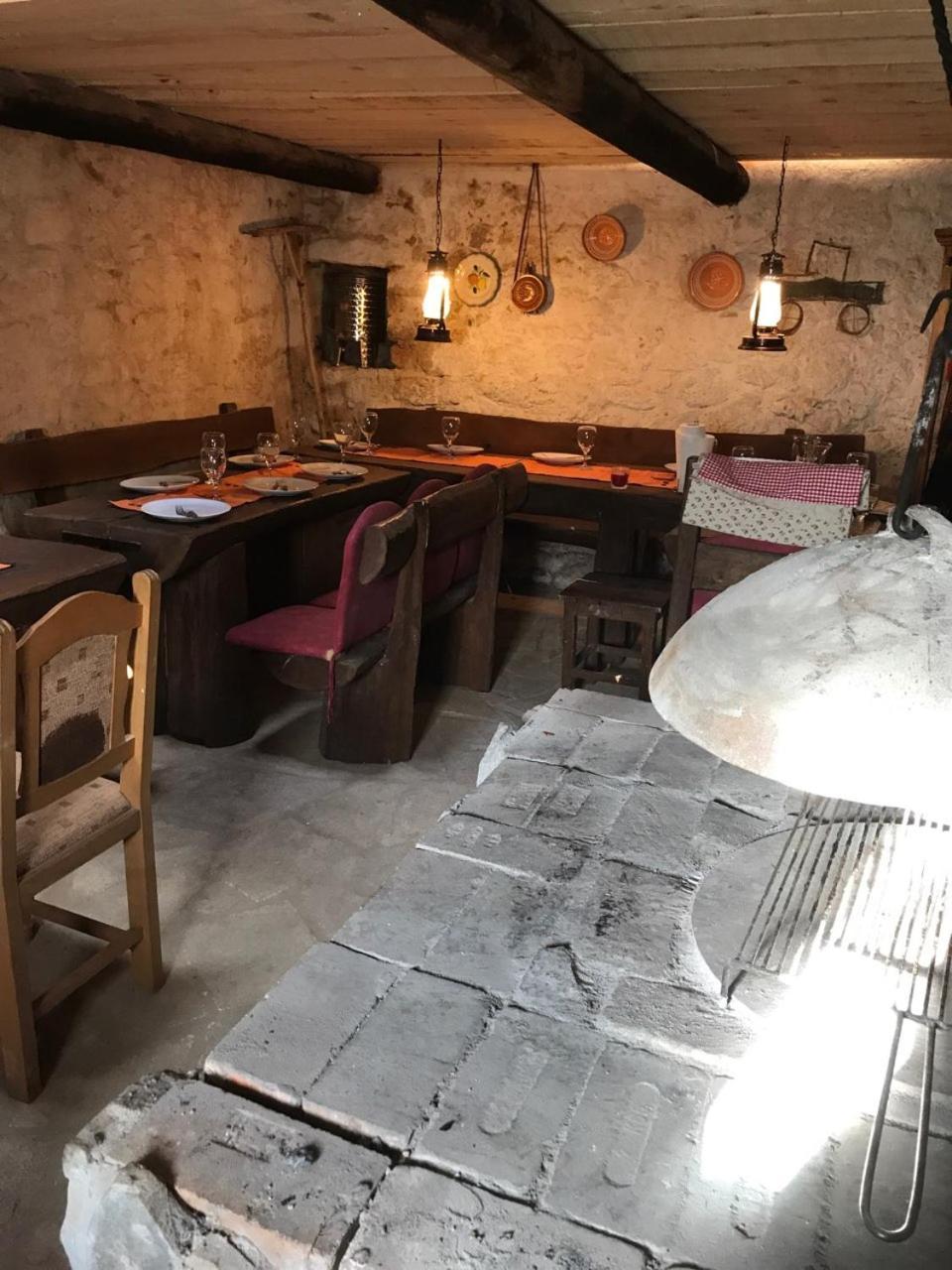 Villa Kuca Za Odmor Joko I Jeka Bogatić Esterno foto